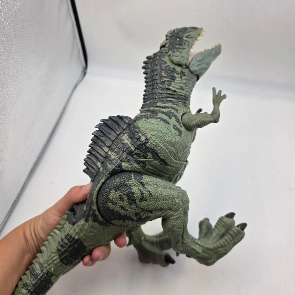 Jurassic World Dominion Strike N Roar Giganotosaurus Dinosaur Action Figure O5